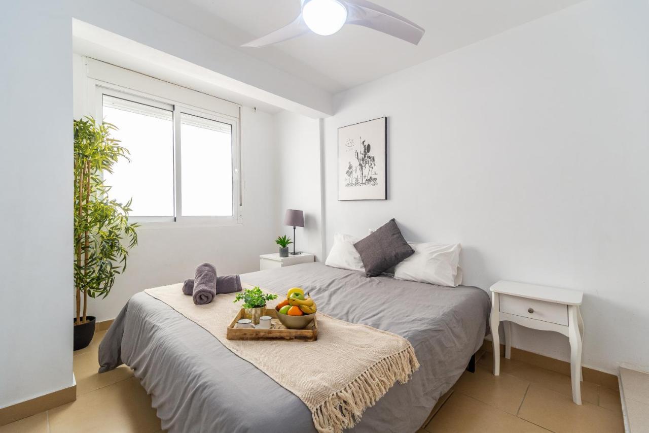 Fuengirola Paseo Maritimo Deluxe Apartment By The Beach Exteriör bild