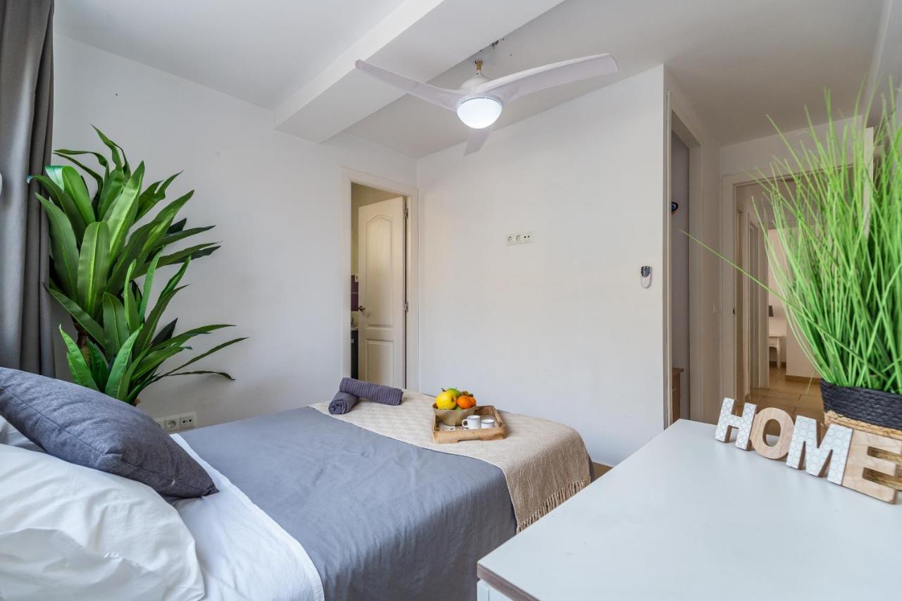 Fuengirola Paseo Maritimo Deluxe Apartment By The Beach Exteriör bild
